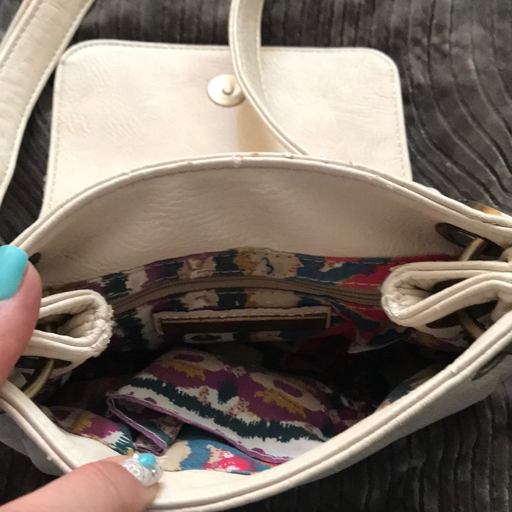 Purse - Picture 3 of 4